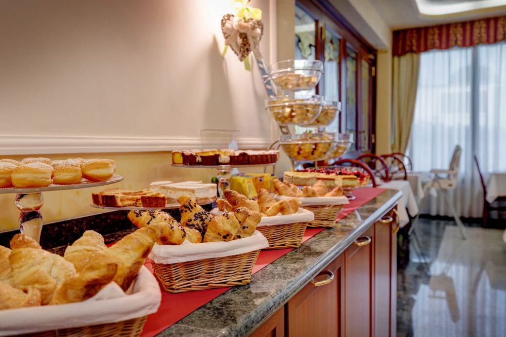 Colazione - Hotel Garni San Carlo